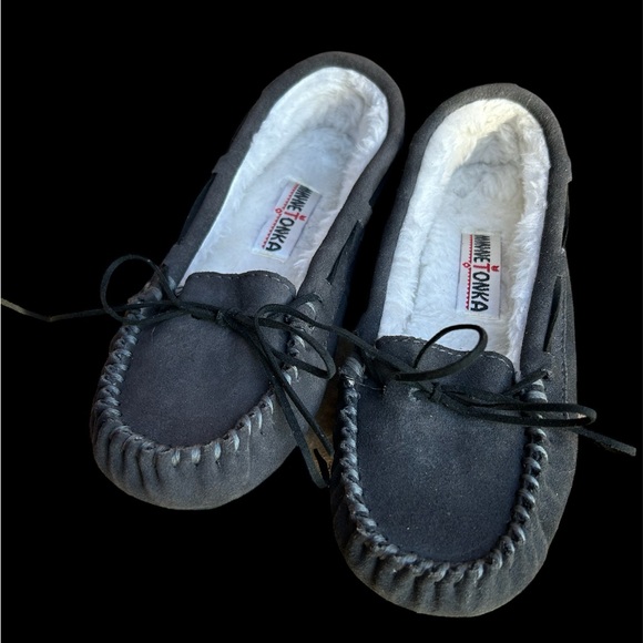 Minnetonka Charcoal Slippers Brand-New no box size 7 - Picture 10 of 11